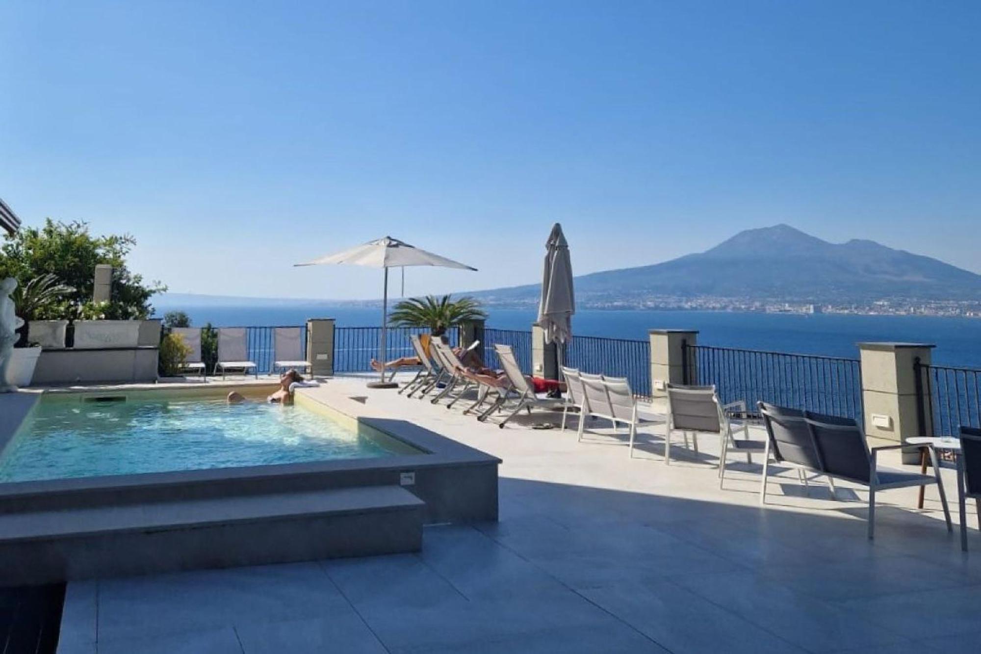 La Panoramica Hotel Castellammare di Stabia Exterior foto